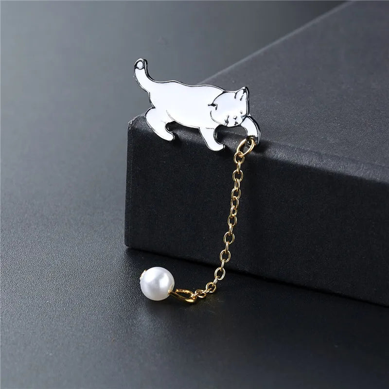 Cartoon Sweet Small Cat Enamel Pins Broch For Women Girls Fashion Kitten Metal Badges Backpack Collar Pin Broches Jewelry Gifts