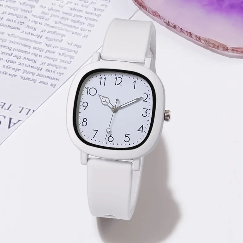 Women Watch Fashion Square Quartz Silicone Strap Wristwatches Student Watches for Women Relojes Para Mujer Montre Femme