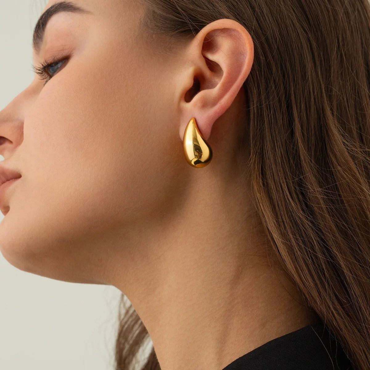 2pc New Sleek Golden Chunky Water Drop Dome Stud Earrings Women Metal Glossy Thick Teardrop Solid CCB Stylish and Sexy Jewelry