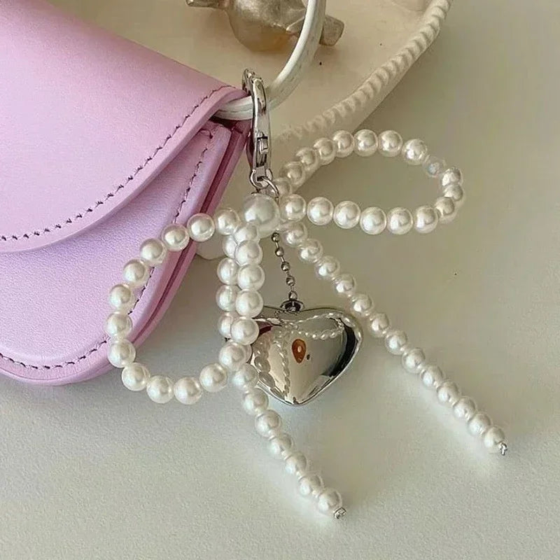 White Bowknot Heart Keychain Women Sweet Charm Pearl Bow Backpack Key Ring Handmade Jewelry Ornament Bags Pendants Gifts