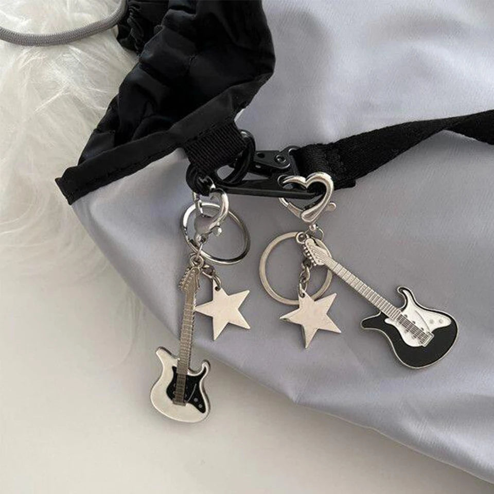 ZAKOL Y2k Guitar Love Heart Key Chain for Men Women Cool Pentagram Pendant Fashion Rock Punk Accessories Gift