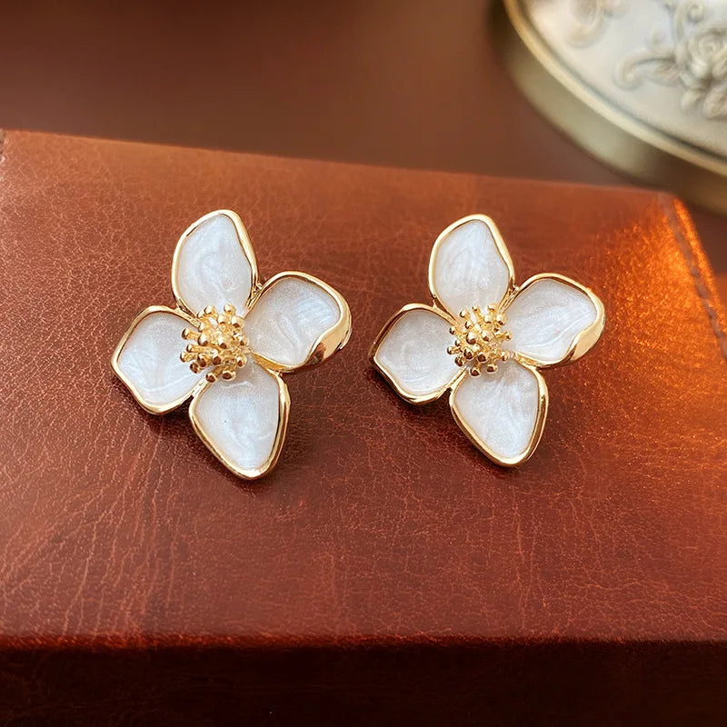 2025 Hibiscus Dropped Glaze Flower Stud Earrings for Women Girl French Ins Vintage Fashion Korean Wedding Romantic Jewelry