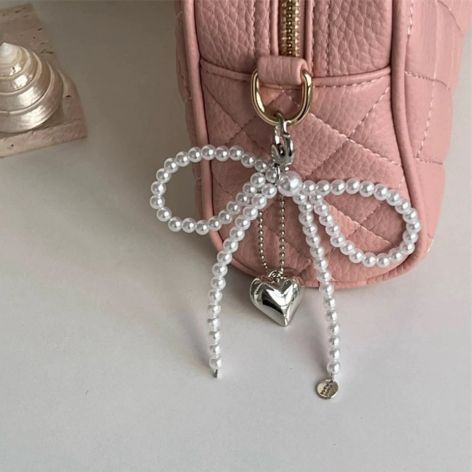 ZAKOL White Bowknot Heart Keychain Women Sweet Charm Pearl Bow Backpack Key Ring Handmade Jewelry Ornament Bags Pendants Gif