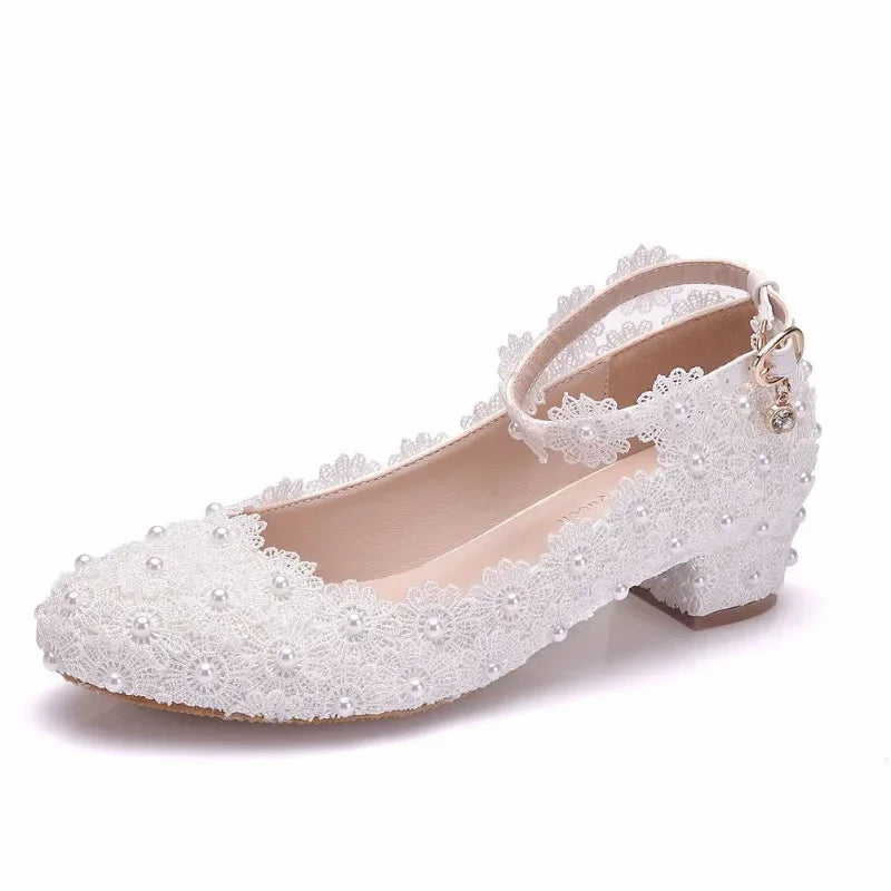 XIHAHA Fashion Female Wedding Shoes Bridesmaid Banquet White Lace Flower Pearl Round Toe Square High Heels Women's Bridal Pumps